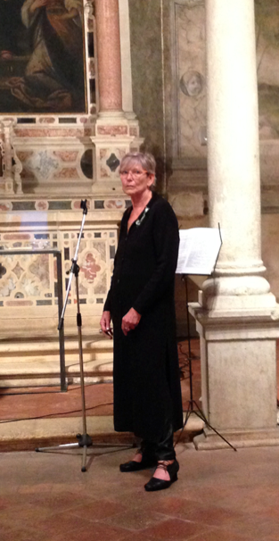 L'artista Marianne Schliwinski all'inaugurazione a Padova